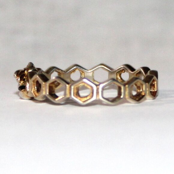Sterling Silver Gold Tone Bee Ring - Picture 3 of 7